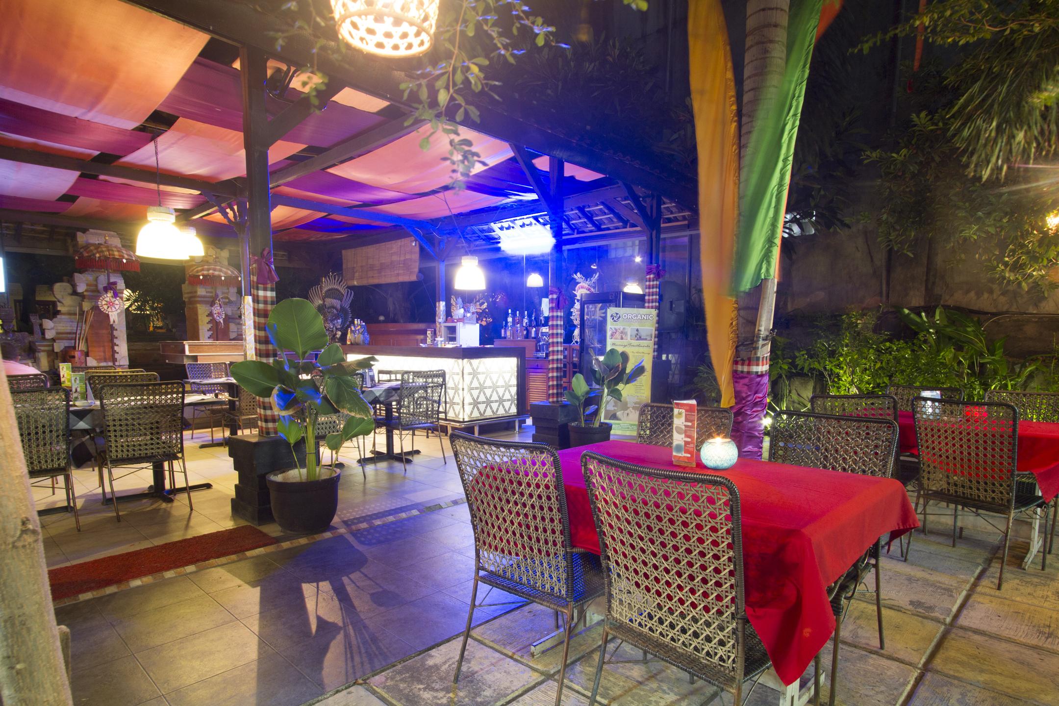 Seminyak Paradiso Hotel מראה חיצוני תמונה