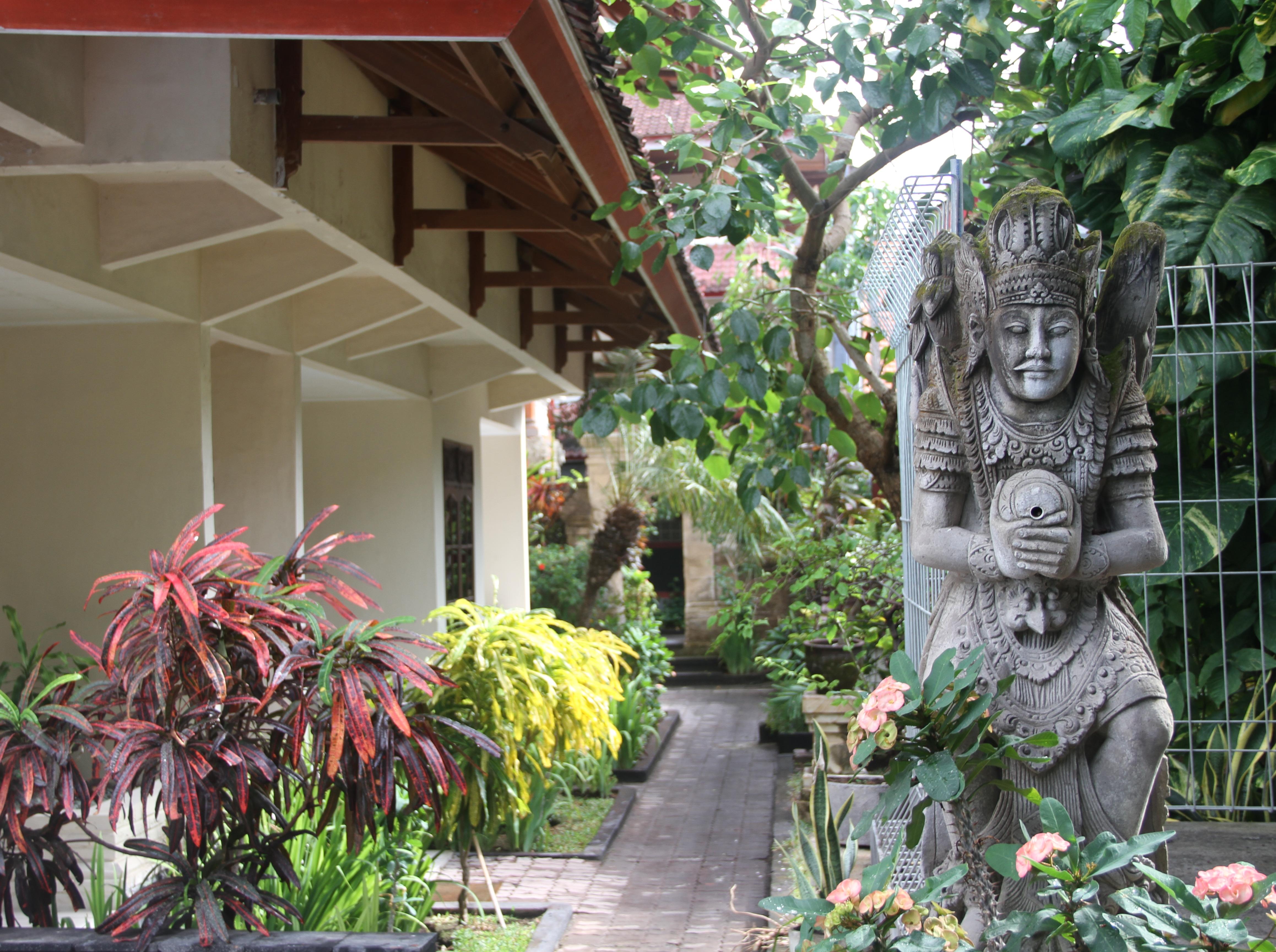 Seminyak Paradiso Hotel מראה חיצוני תמונה