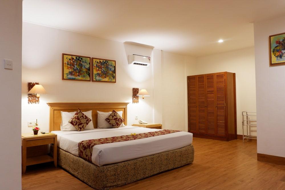 Seminyak Paradiso Hotel מראה חיצוני תמונה